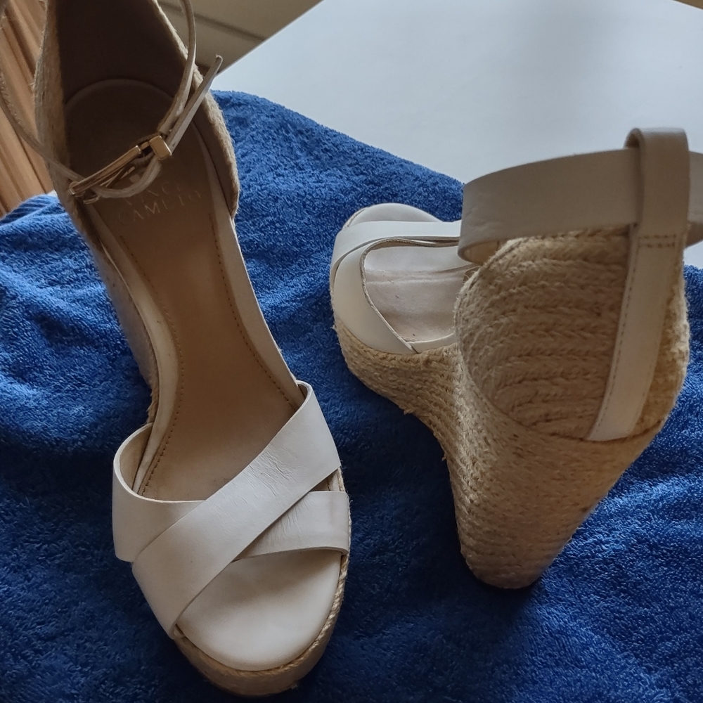 Vince Camuto Sandals
